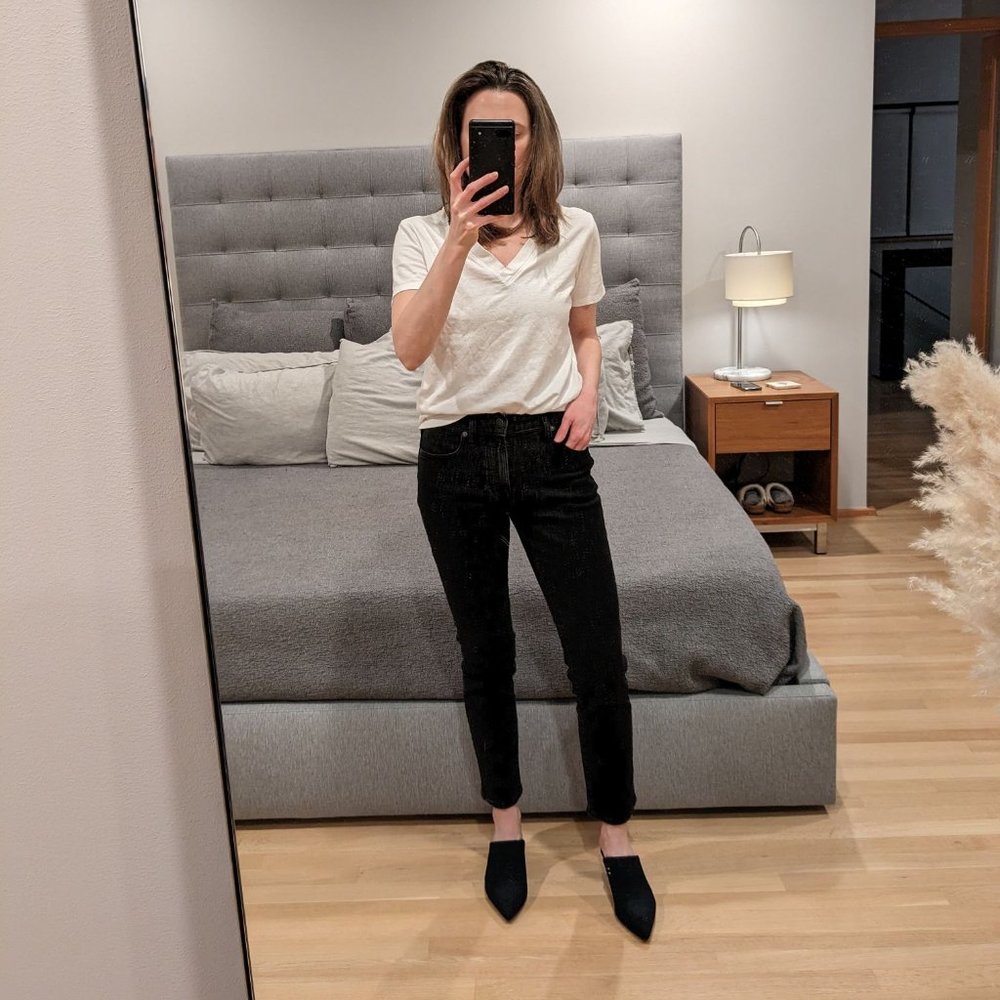 Madewell The Mid-Rise Perfect Vintage Jeans in Clean Black Wash 23